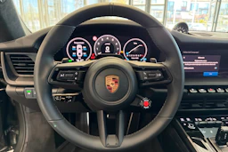 vihreä Porsche 911 2026 kuva 11.