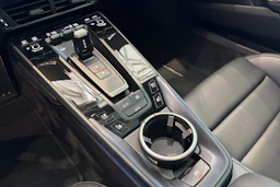 vihreä Porsche 911 2026 kuva 15.