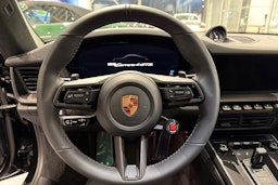 musta Porsche 911 2026 kuva 13.