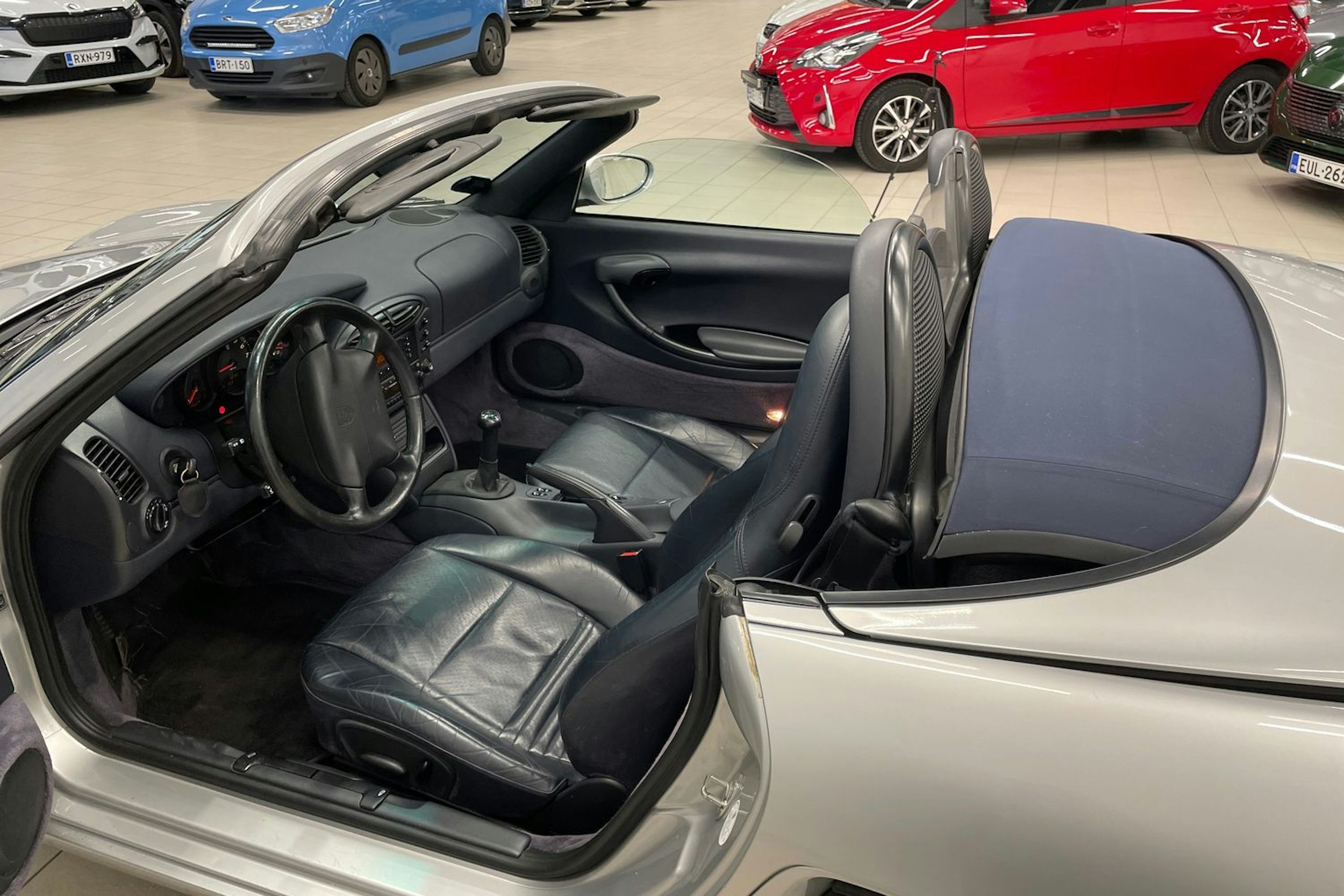 Hopea Porsche Boxster 1999 kuva 15.