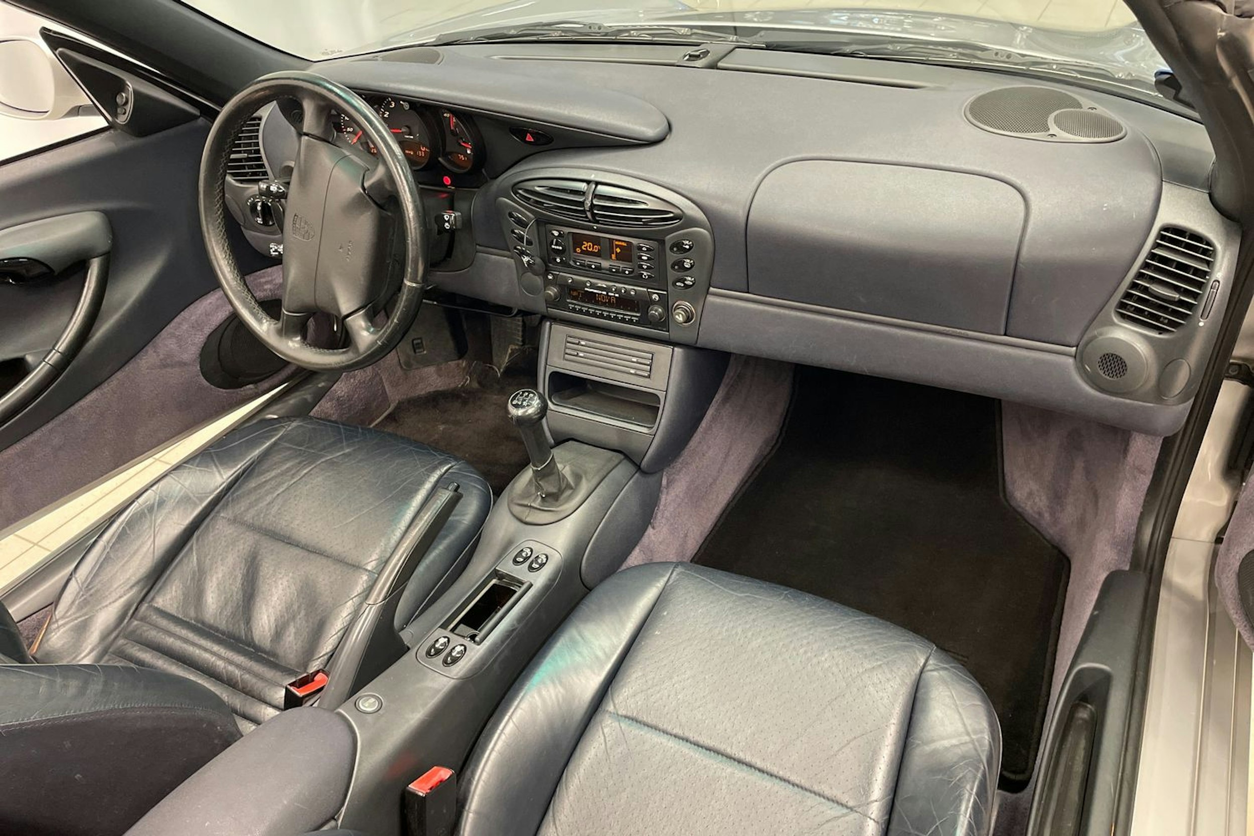 Hopea Porsche Boxster 1999 kuva 16.