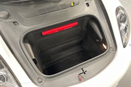 valkoinen Porsche Boxster 2013 kuva 17.