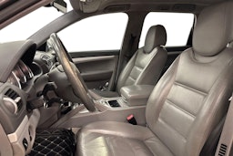 harmaa Porsche Cayenne 2005 kuva 6.