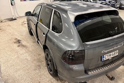 harmaa Porsche Cayenne 2005 kuva 17.