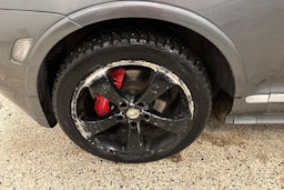 harmaa Porsche Cayenne 2005 kuva 19.