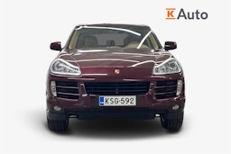 punainen Porsche Cayenne 2008 kuva 4.