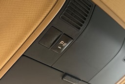punainen Porsche Cayenne 2008 kuva 28.
