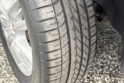 punainen Porsche Cayenne 2008 kuva 31.