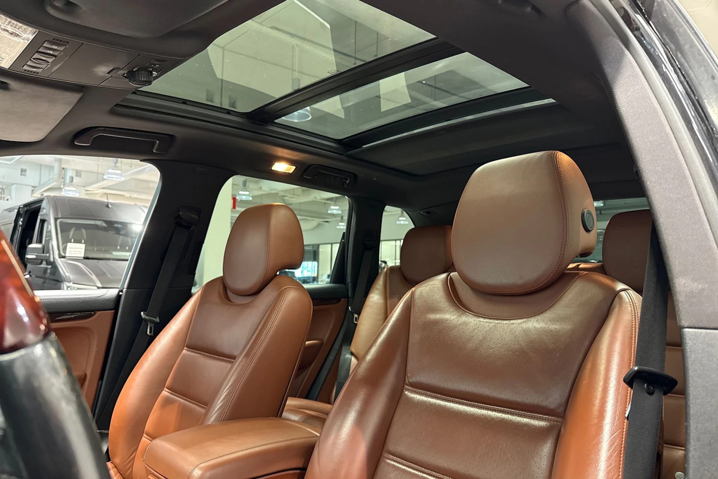 Musta Porsche Cayenne 2009 kuva 34.