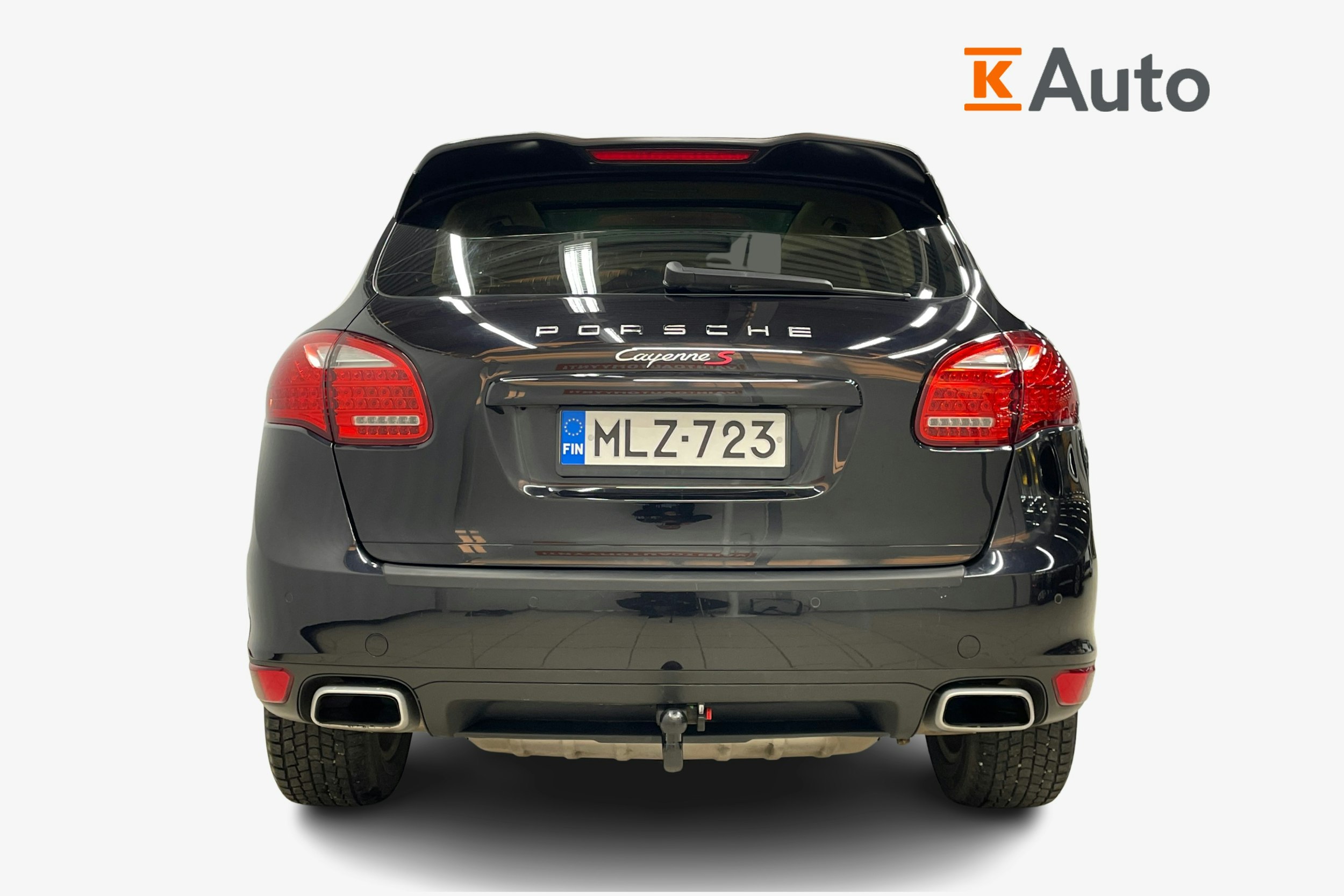 Musta Porsche Cayenne 2010 kuva 3.