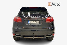 Musta Porsche Cayenne 2010 kuva 3.