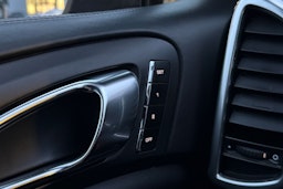 Musta Porsche Cayenne 2011 kuva 17.