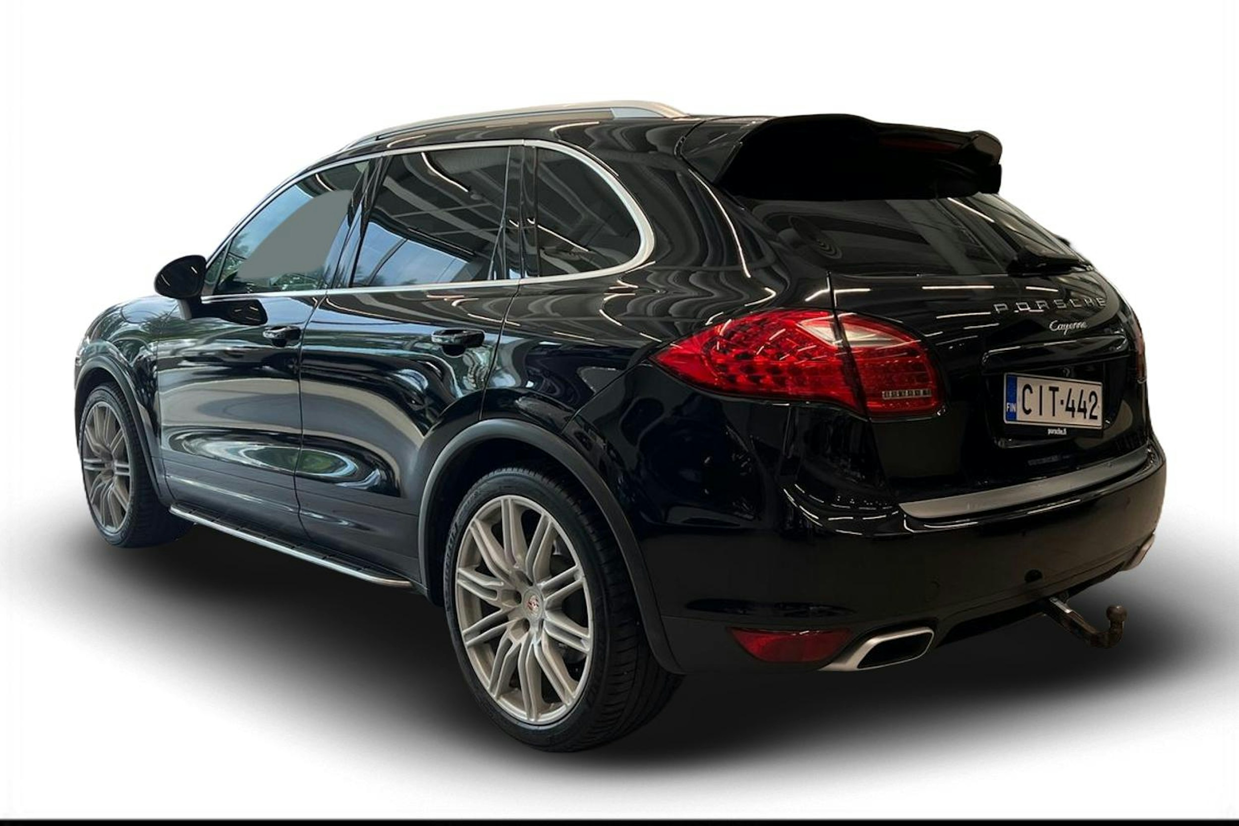 musta Porsche Cayenne 2012 kuva 2.