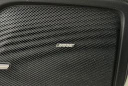 Valkoinen Porsche Cayenne 2011 kuva 18.