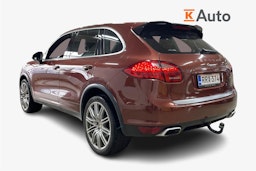 Ruskea (beige) Porsche Cayenne 2012 kuva 2.