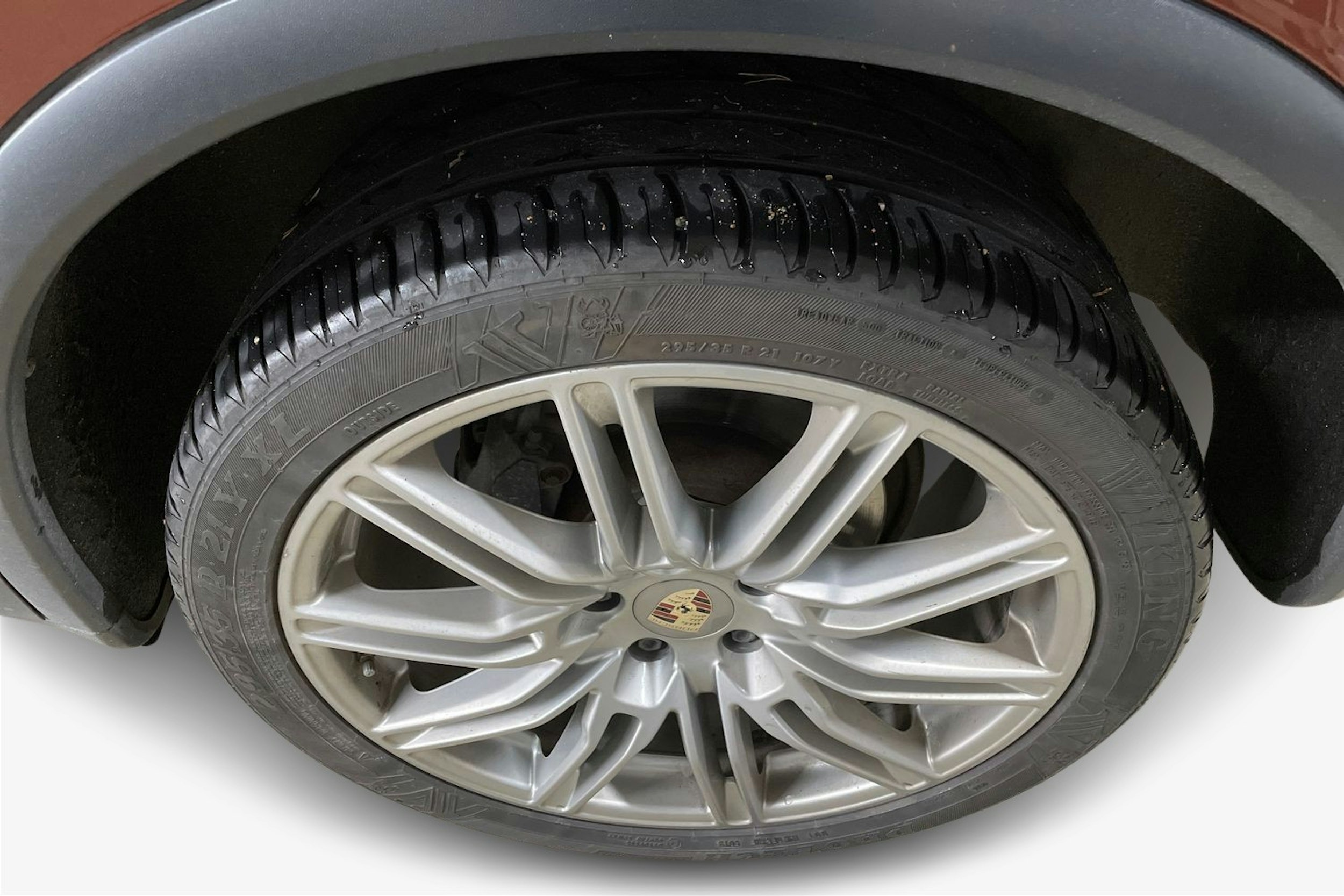 Ruskea (beige) Porsche Cayenne 2012 kuva 11.
