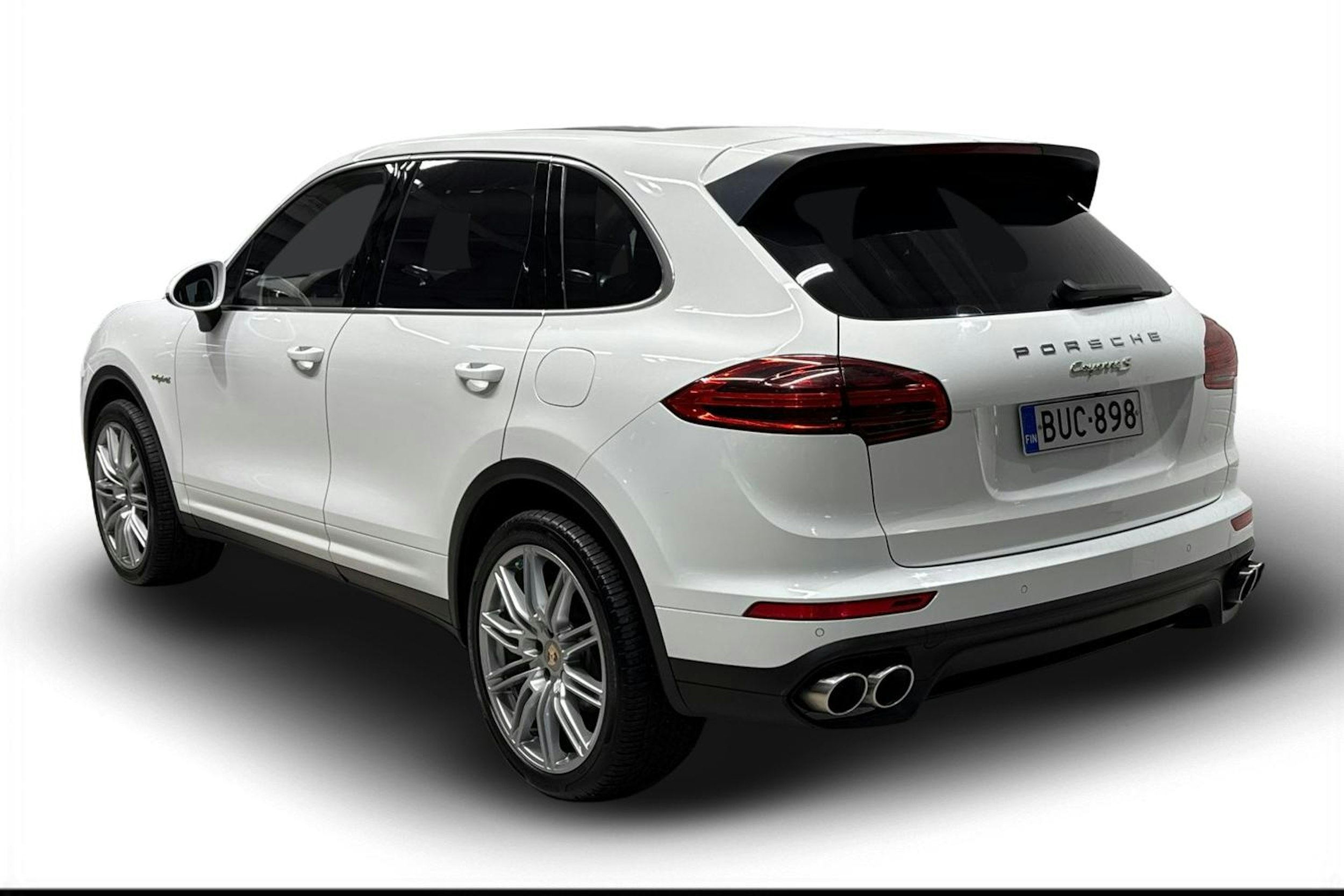 Valkoinen Porsche Cayenne 2014 kuva 2.