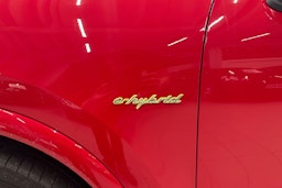 Punainen Porsche Cayenne 2014 kuva 11.