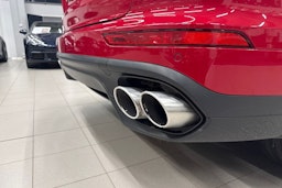 Punainen Porsche Cayenne 2014 kuva 19.