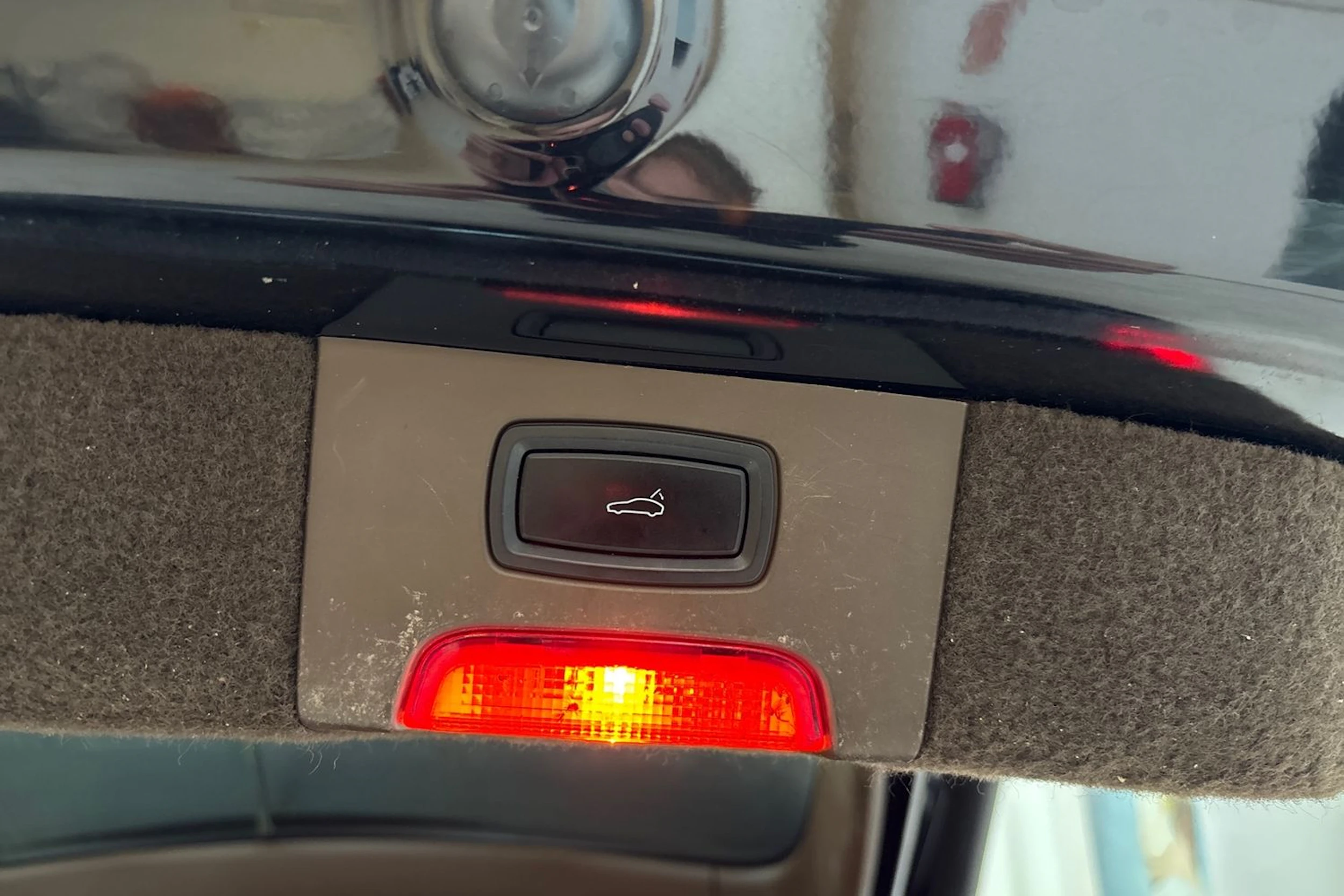 musta Porsche Cayenne 2015 kuva 20.