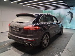 sininen Porsche Cayenne 2015 kuva 4.