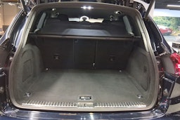 sininen Porsche Cayenne 2015 kuva 20.