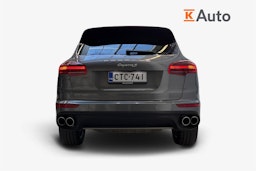 met. harmaa Porsche Cayenne 2015 kuva 3.