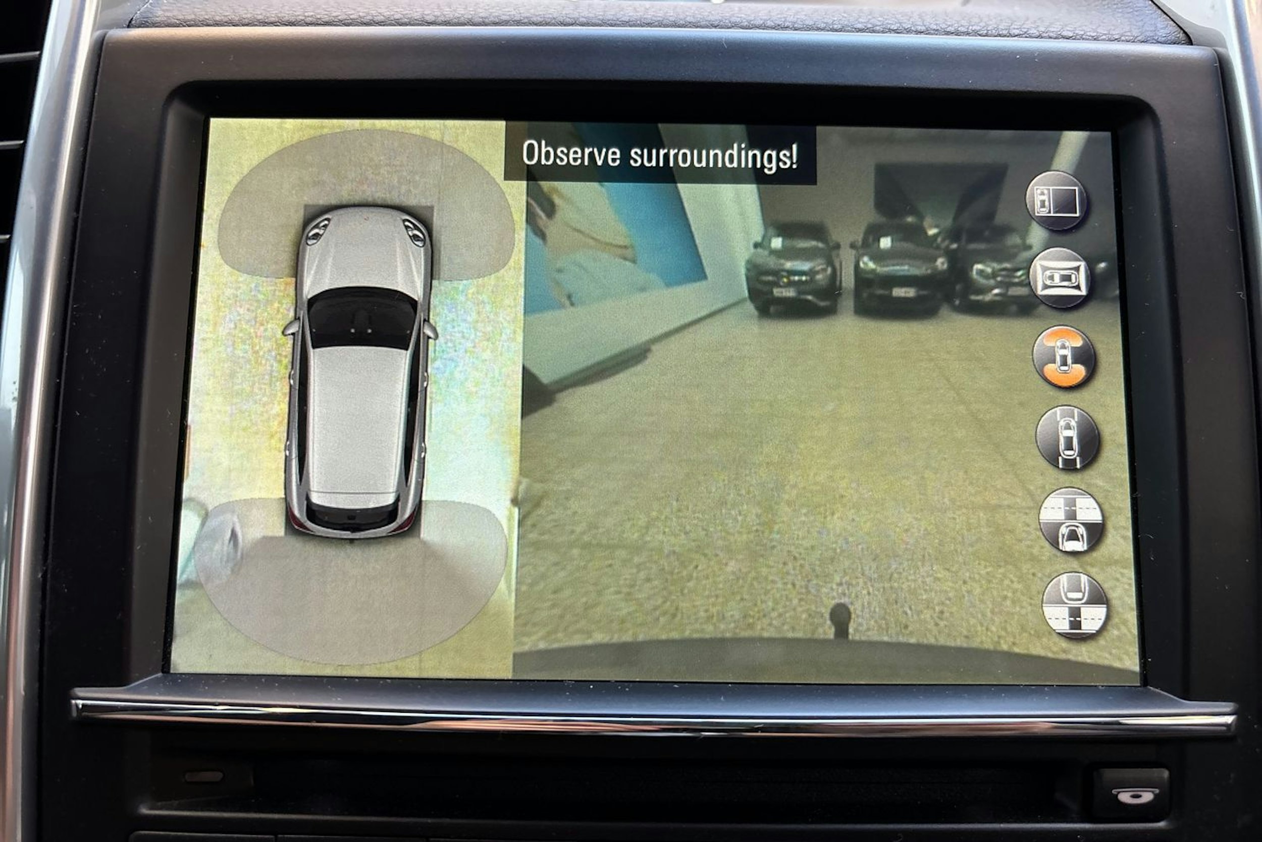 met. harmaa Porsche Cayenne 2015 kuva 21.