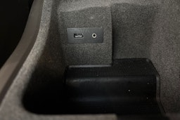 met. harmaa Porsche Cayenne 2015 kuva 26.