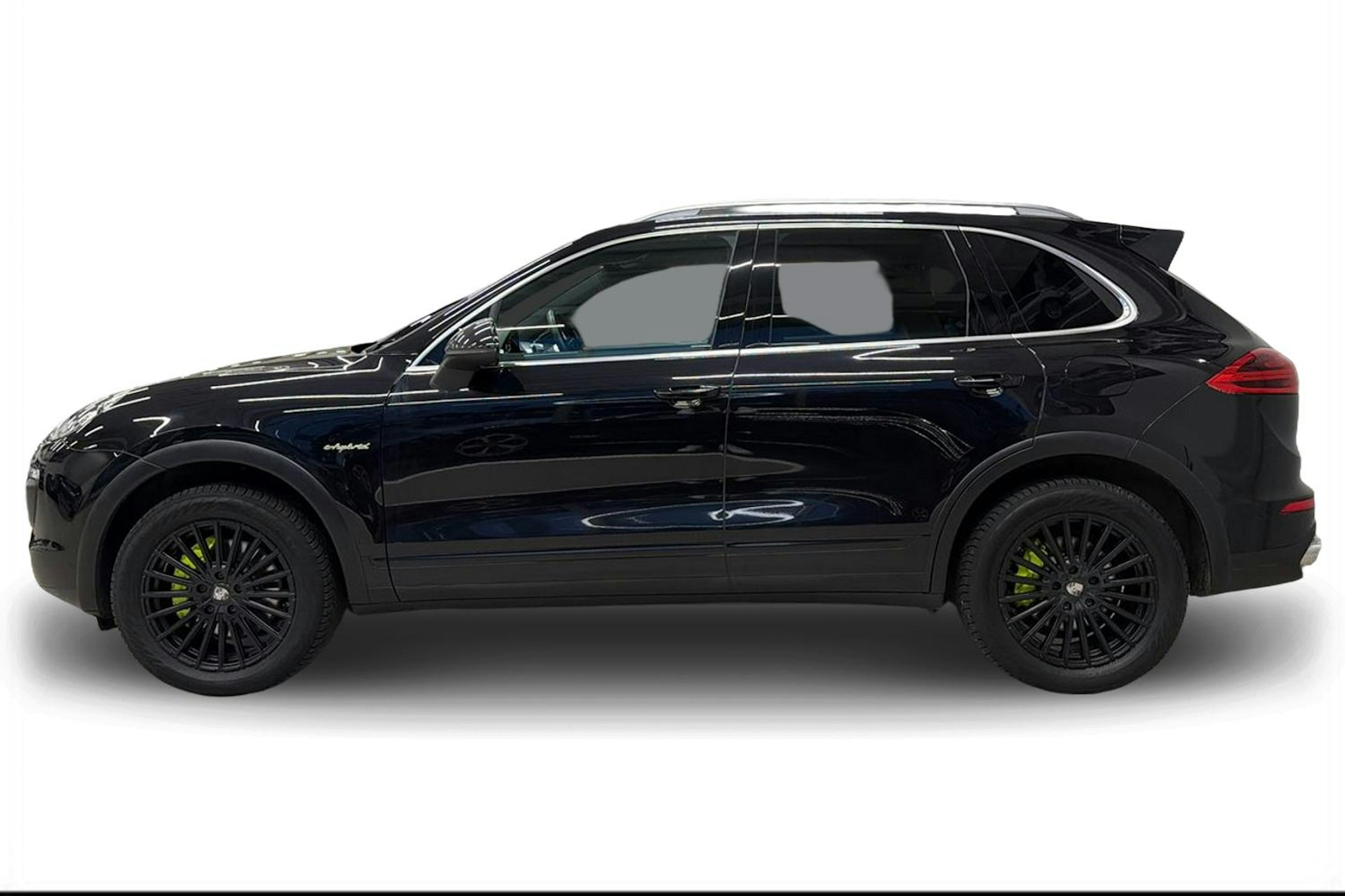 Musta Porsche Cayenne 2015 kuva 5.