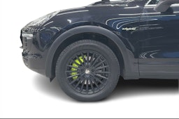 Musta Porsche Cayenne 2015 kuva 8.