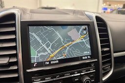 Musta Porsche Cayenne 2015 kuva 20.