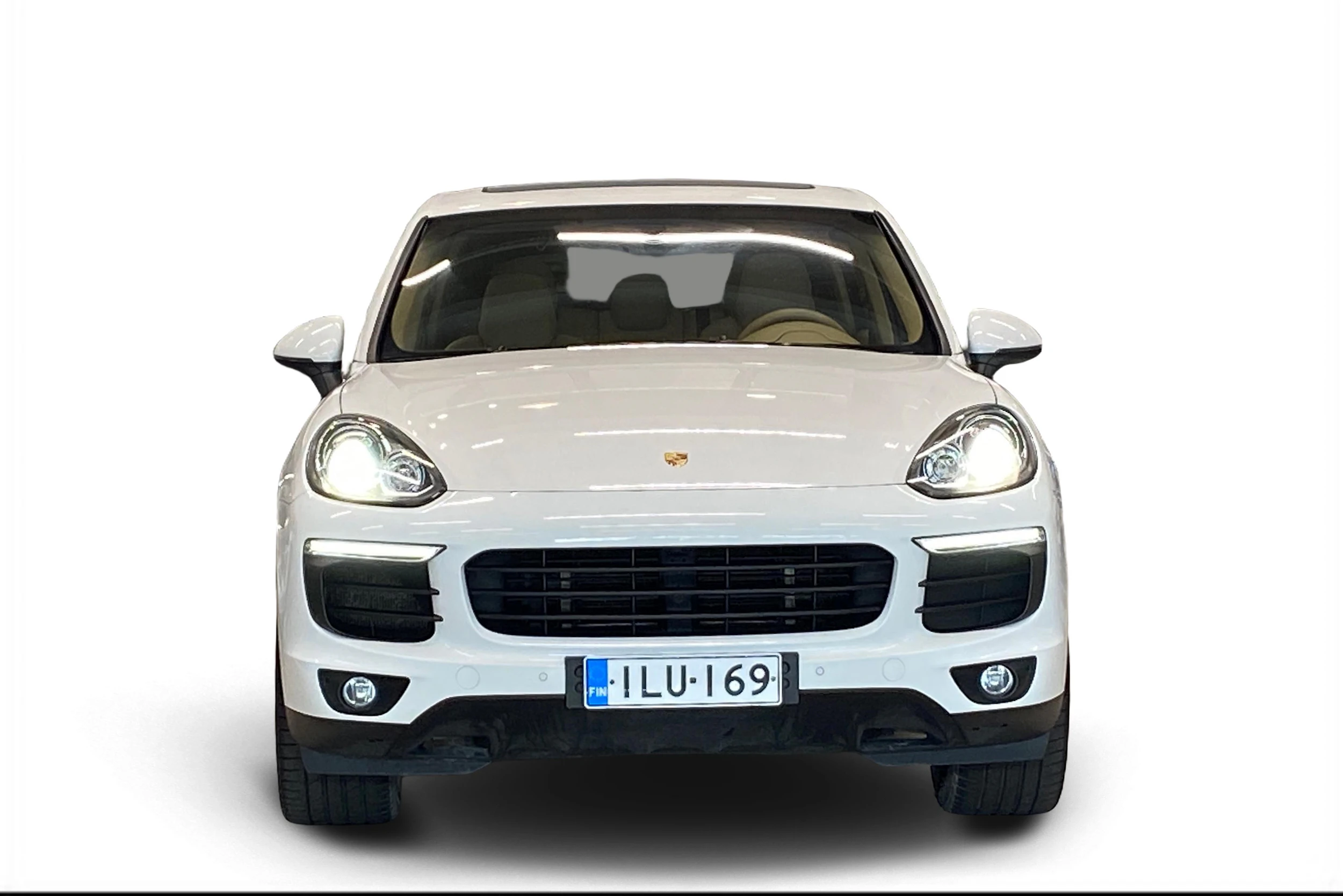 Valkoinen Porsche Cayenne 2015 kuva 4.