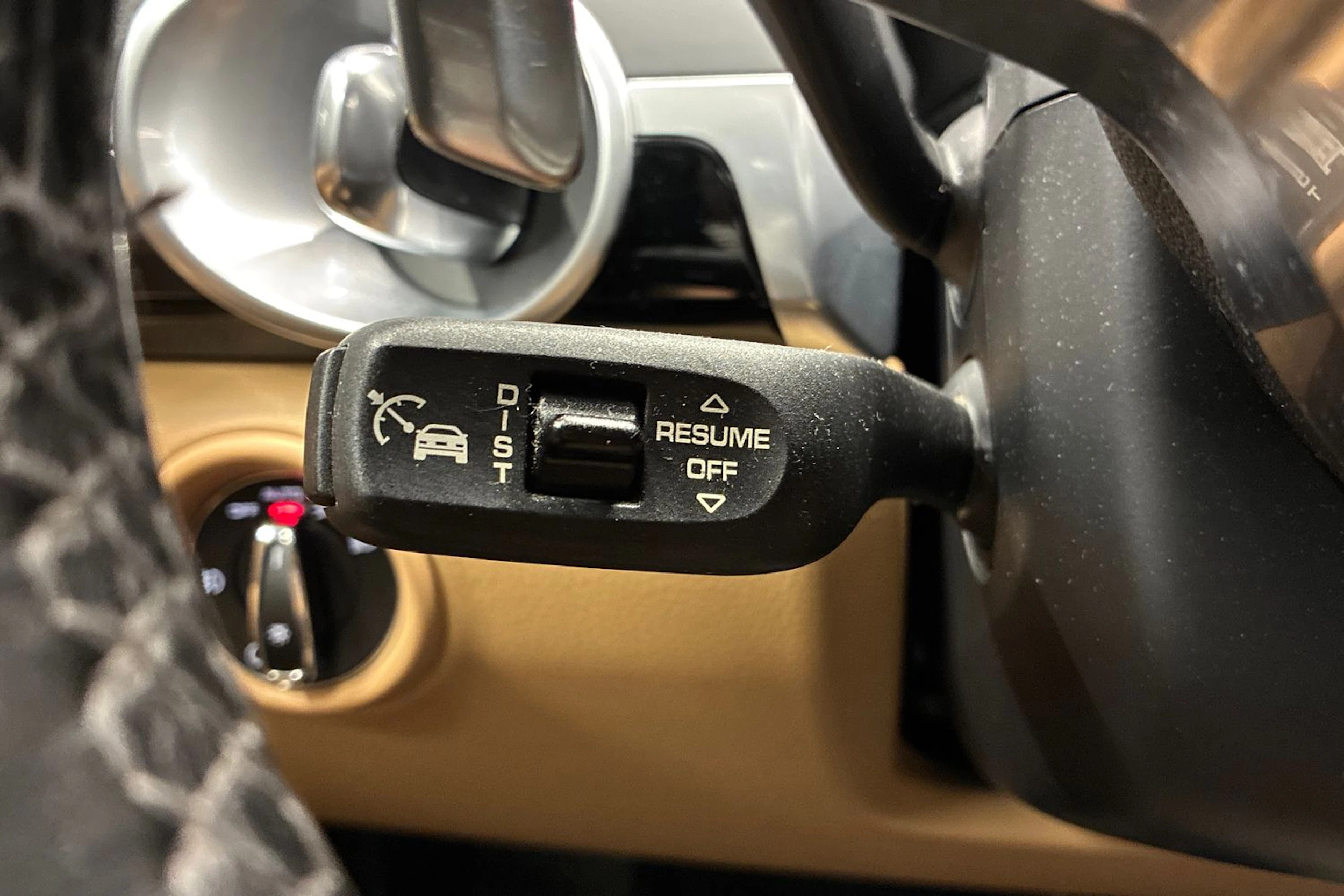 valkoinen Porsche Cayenne 2015 kuva 16.