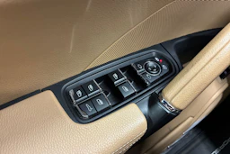 valkoinen Porsche Cayenne 2015 kuva 18.