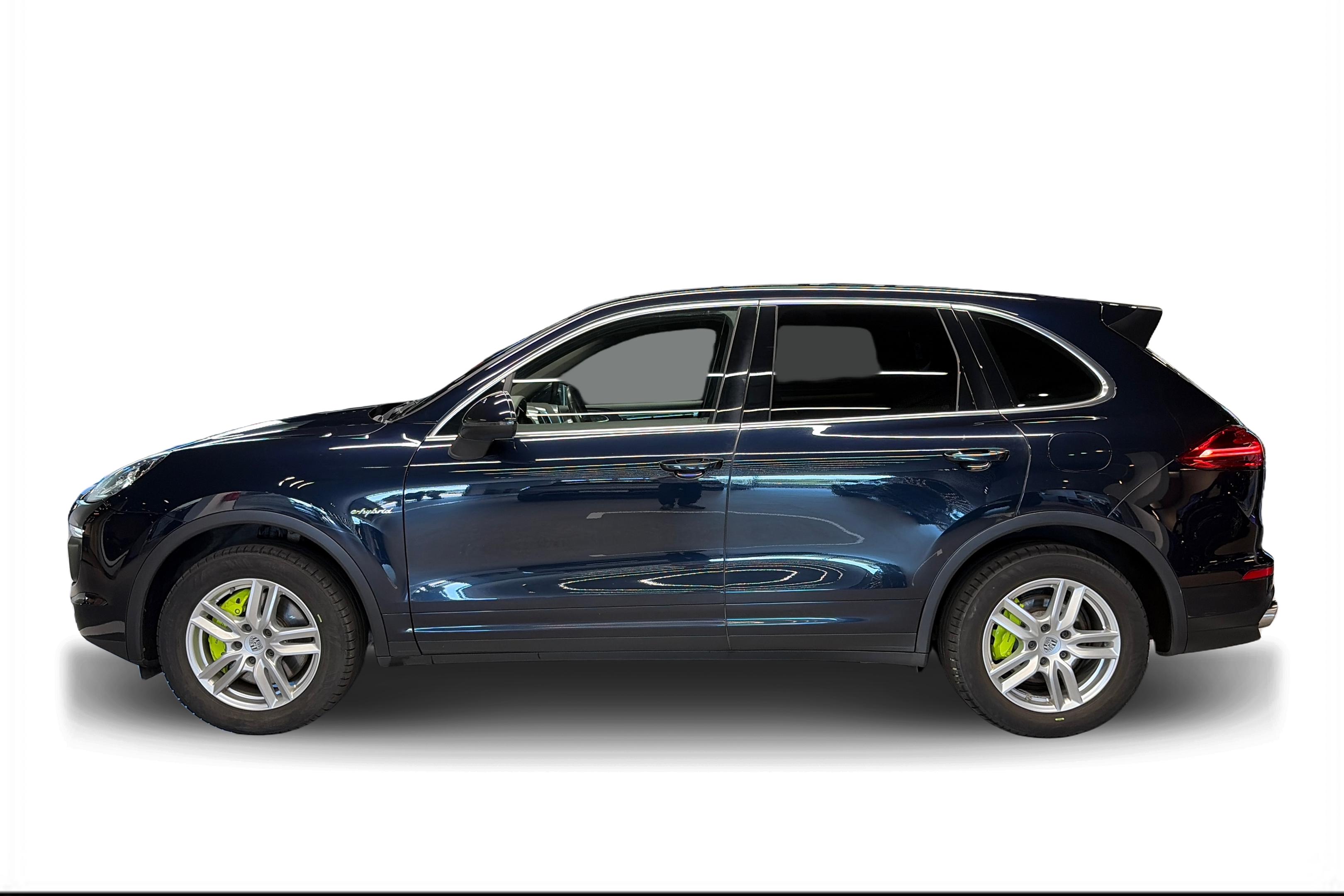 Porsche Cayenne S E-hybrid 2015, kuva 5/24
