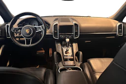 Musta Porsche Cayenne 2015 kuva 8.