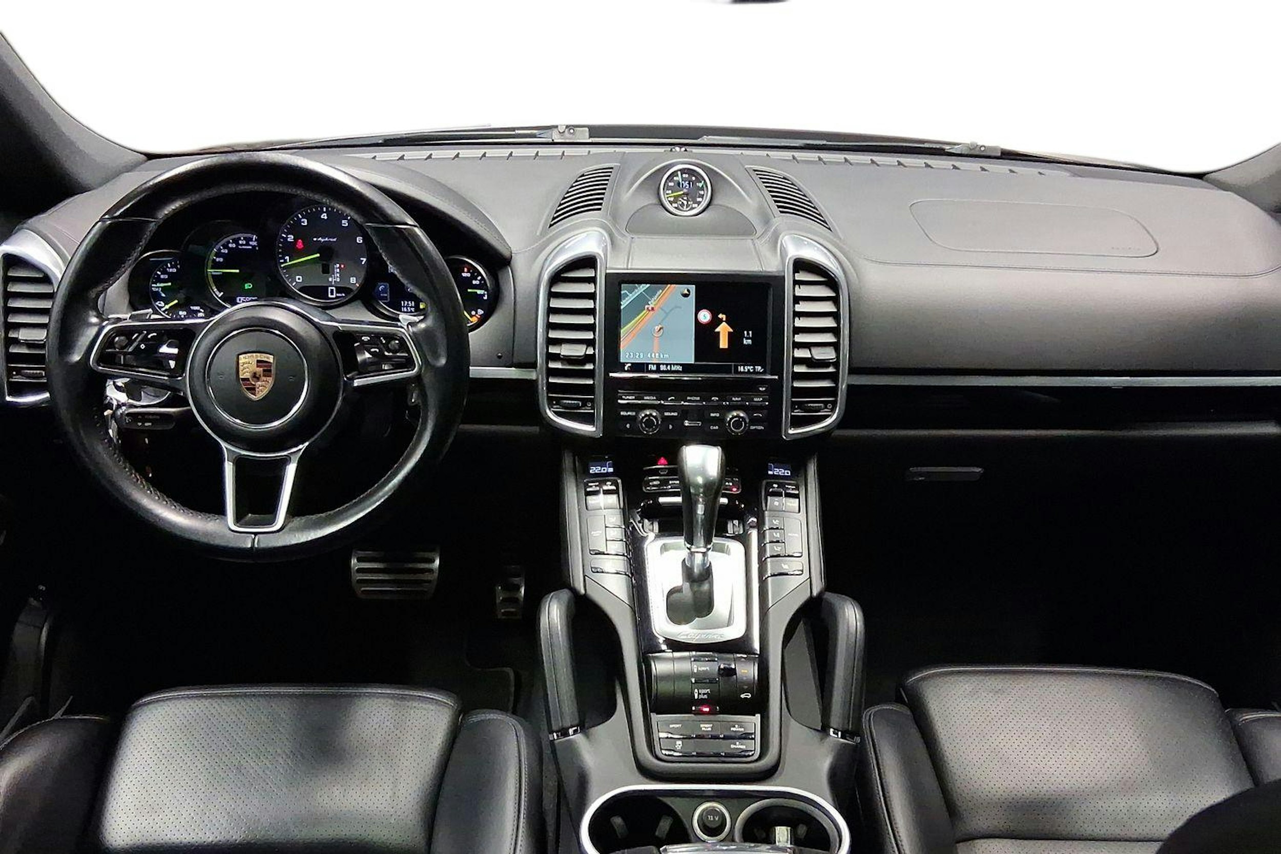 ruskea (beige) Porsche Cayenne 2016 kuva 7.