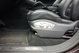 ruskea (beige) Porsche Cayenne 2016 kuva 12.