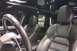 ruskea (beige) Porsche Cayenne 2016 kuva 13.