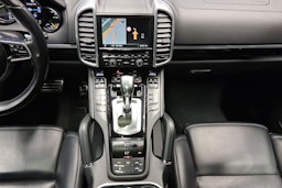 ruskea (beige) Porsche Cayenne 2016 kuva 15.