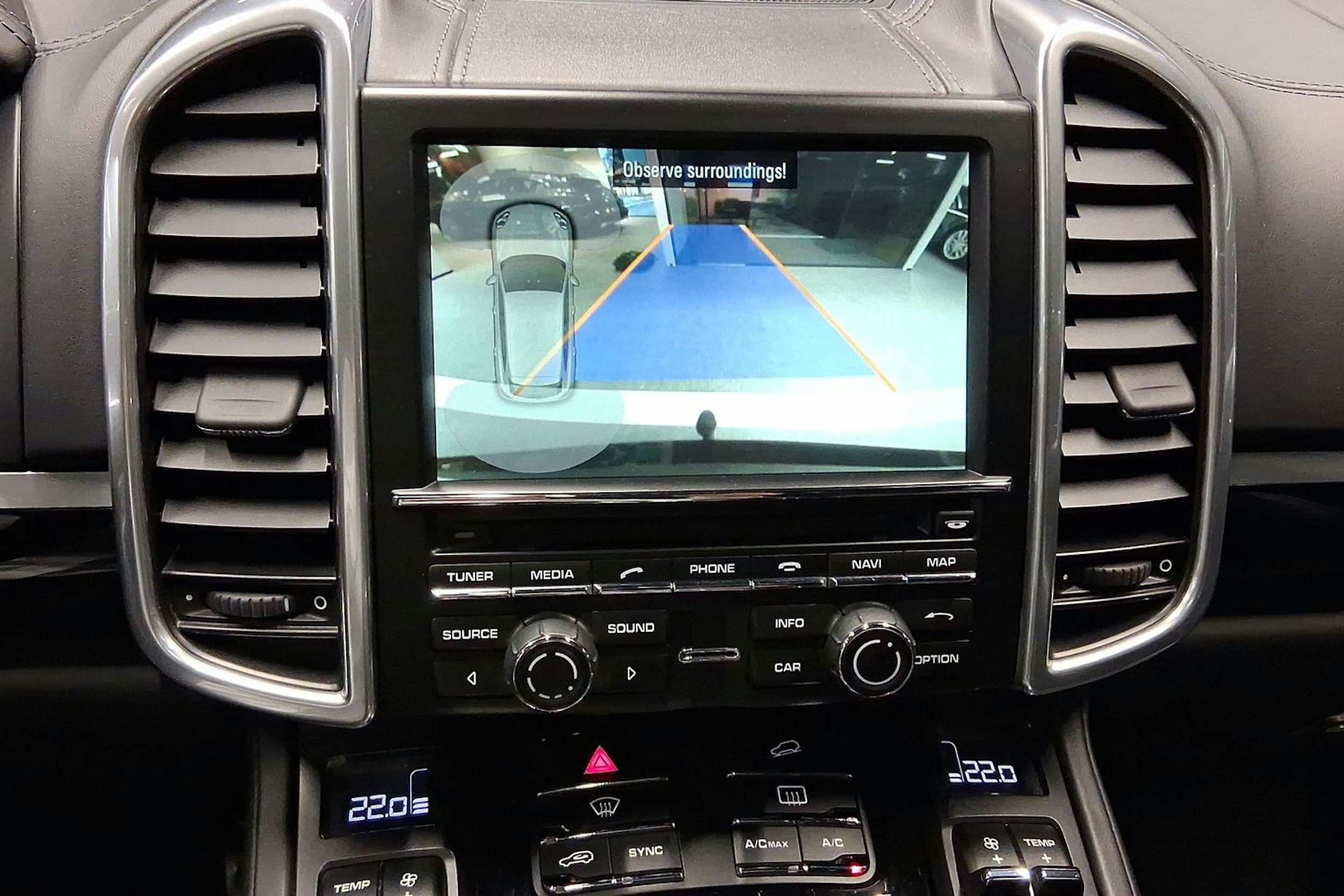 ruskea (beige) Porsche Cayenne 2016 kuva 16.