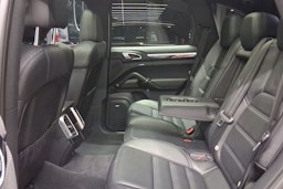 ruskea (beige) Porsche Cayenne 2016 kuva 18.