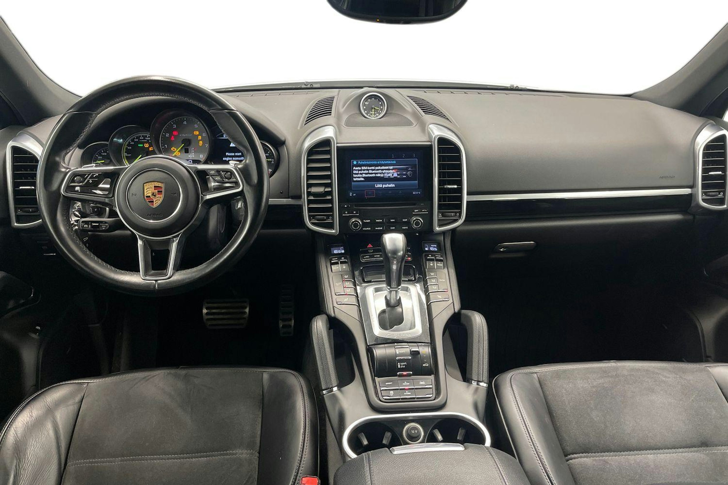 Valkoinen Porsche Cayenne 2017 kuva 7.