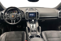 Valkoinen Porsche Cayenne 2017 kuva 7.