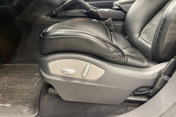 Valkoinen Porsche Cayenne 2017 kuva 11.