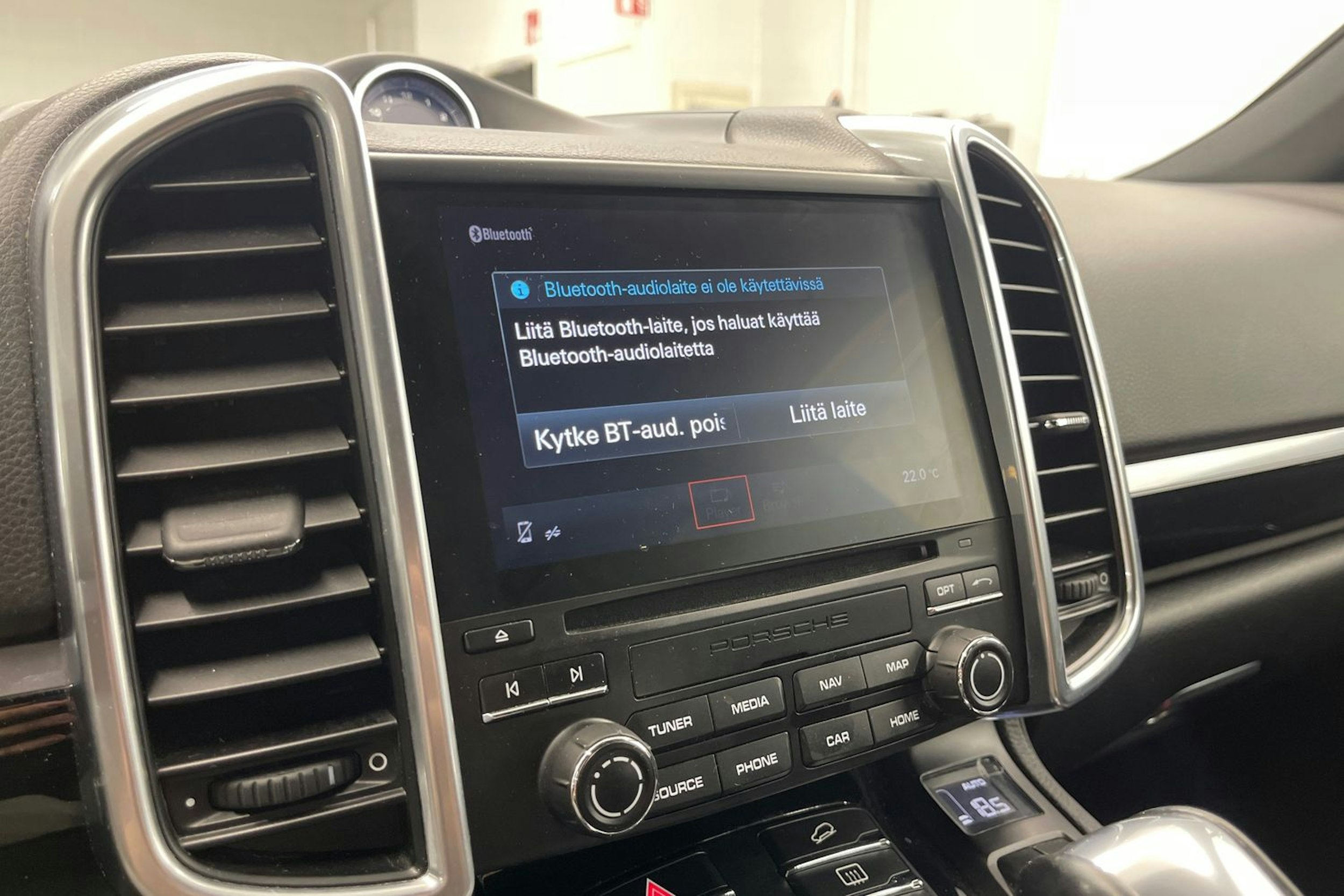 Valkoinen Porsche Cayenne 2017 kuva 20.