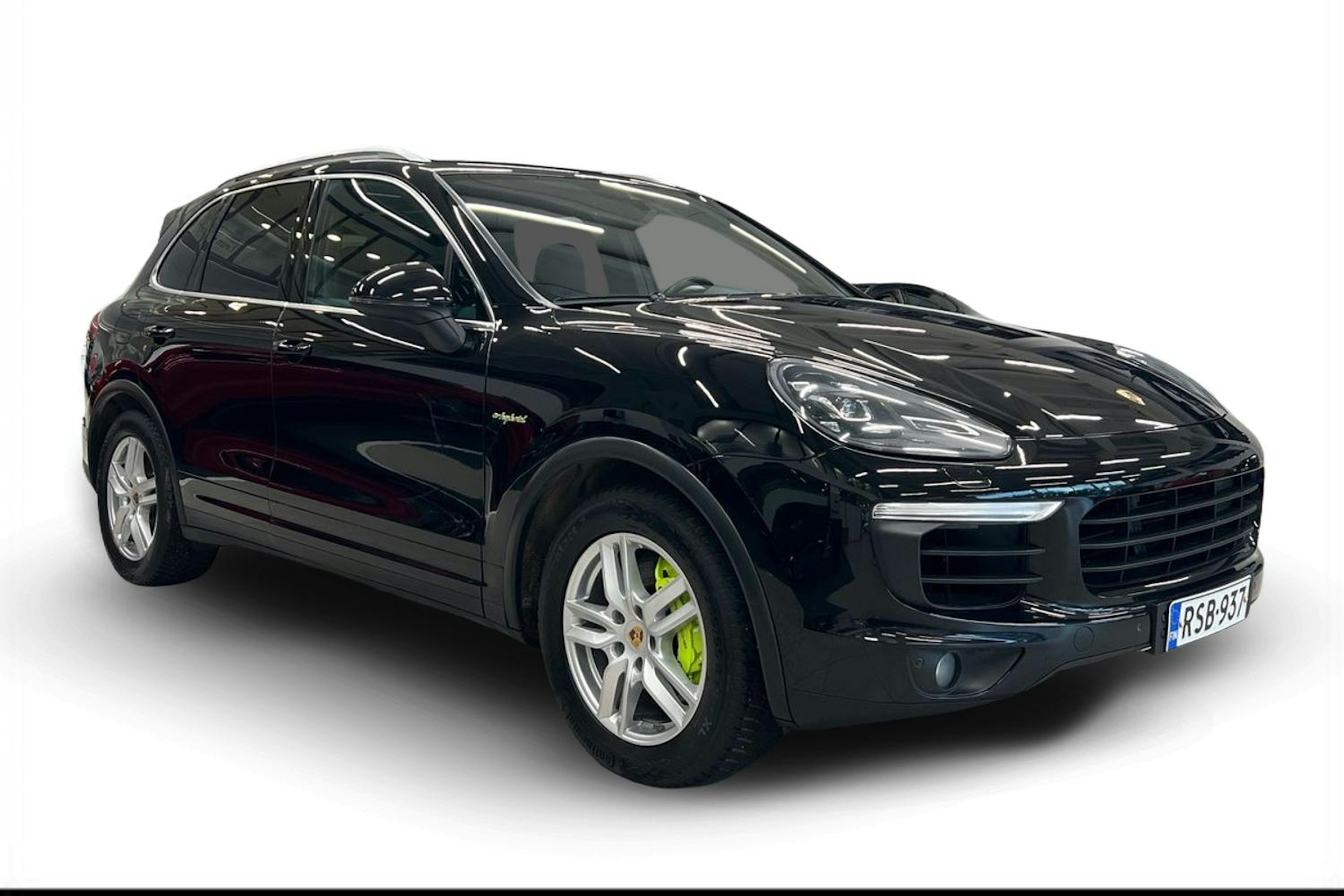 Musta Porsche Cayenne 2016 kuva 1.