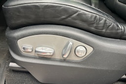 Musta Porsche Cayenne 2016 kuva 12.