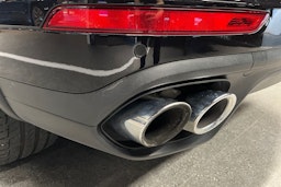 musta Porsche Cayenne 2016 kuva 29.